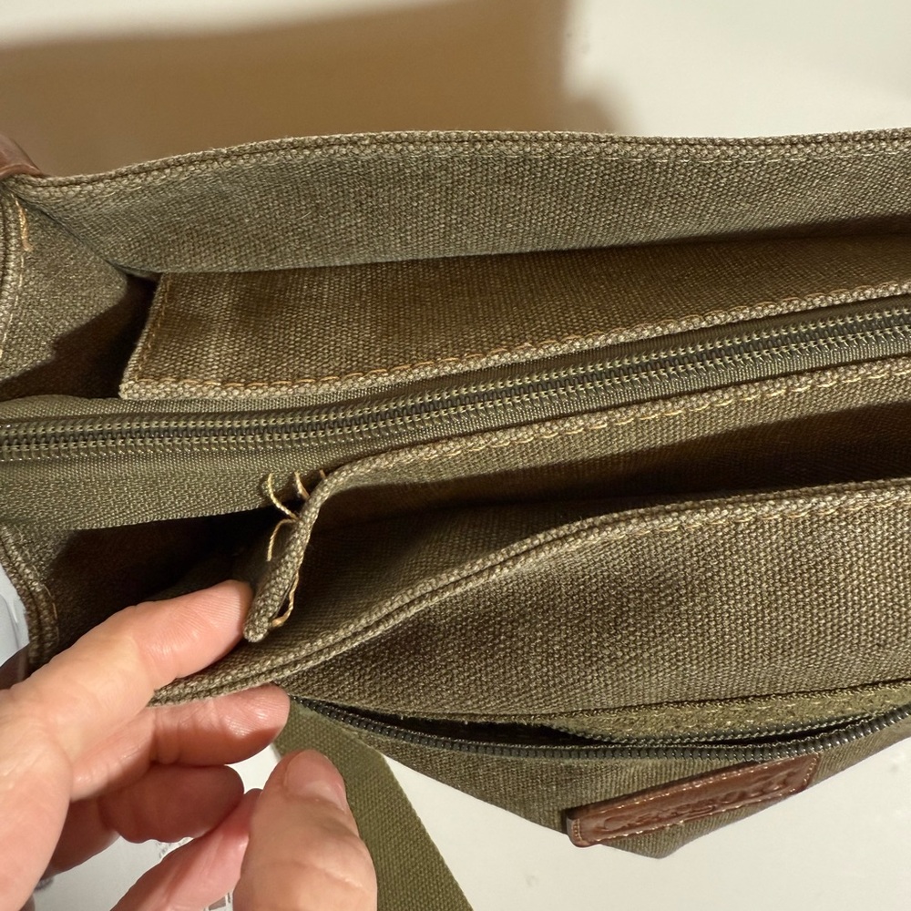 Women's Cargolt Hailey Crossbody Purse Olive - Picture 2 of 14